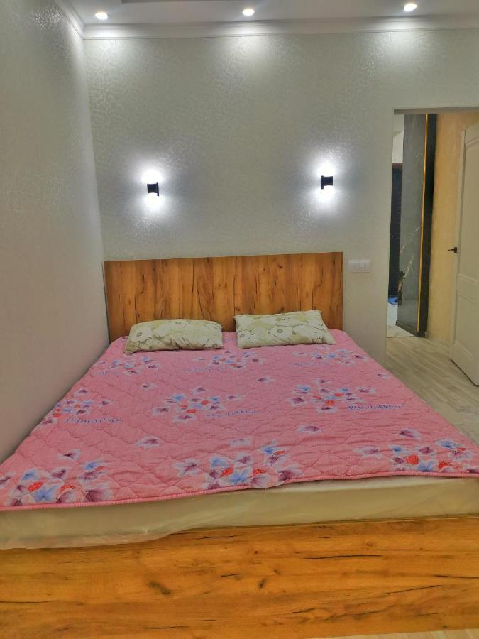 Central Apartment Bishkek Exterior photo