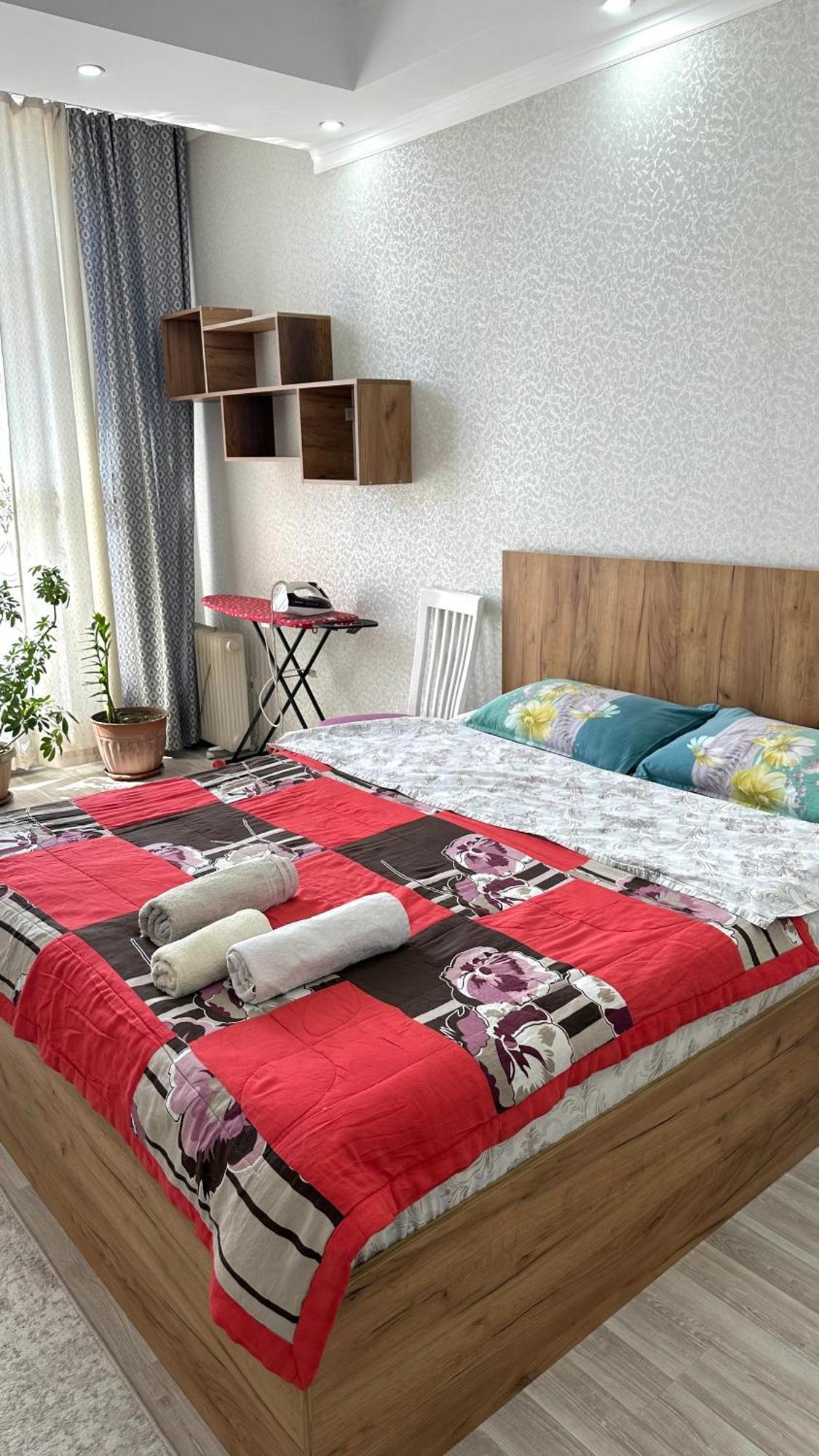 Central Apartment Bishkek Exterior photo